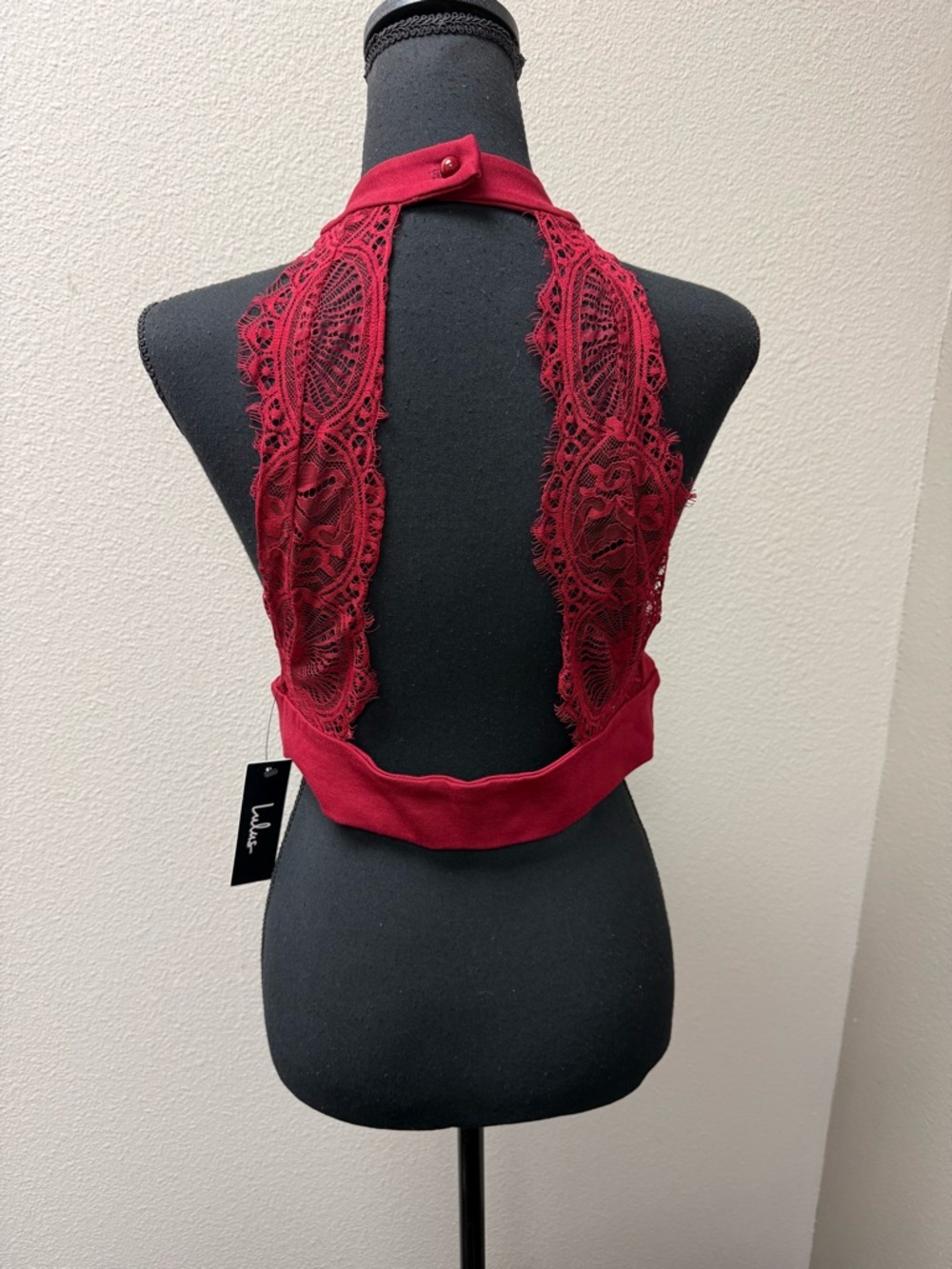 NWT Lulus Burgundy Halter Crop Top Lace Back Keyhole Party Club XL Chic Sexy - Picture 5 of 12